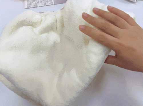 好？10分钟轻松养成女明星「绸缎发」AG真人百家乐洗完头自然风干还是吹干(图7)