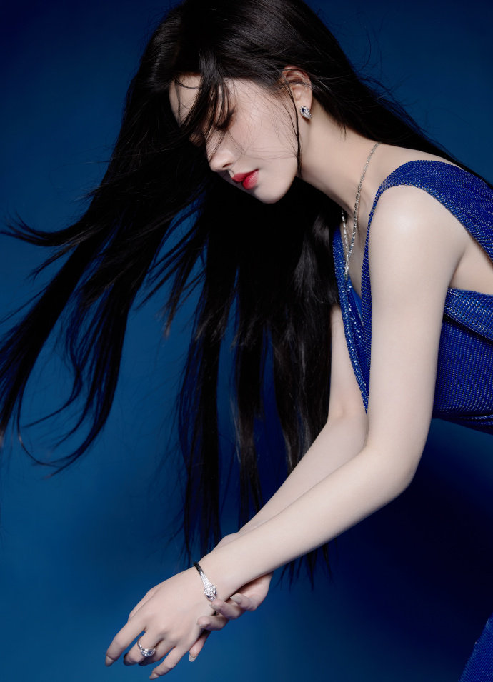 苹果15价格256gag真人平台第一游戏