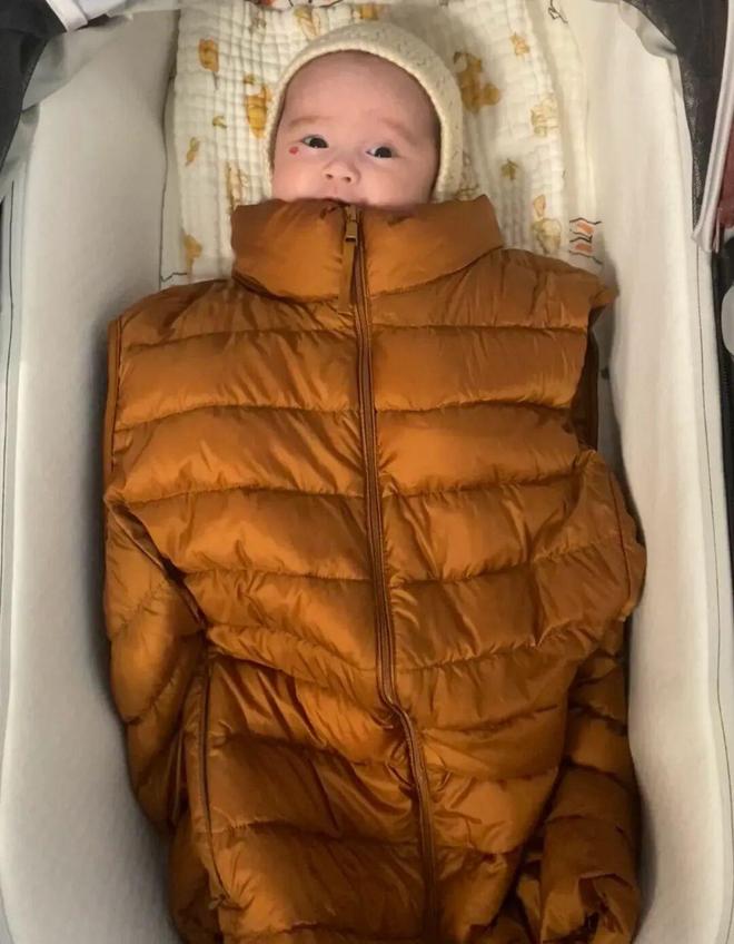 妈们个个杏林圣手心灵手巧具象化了！AG真人娱乐网址论给羽绒服续命妈(图18)